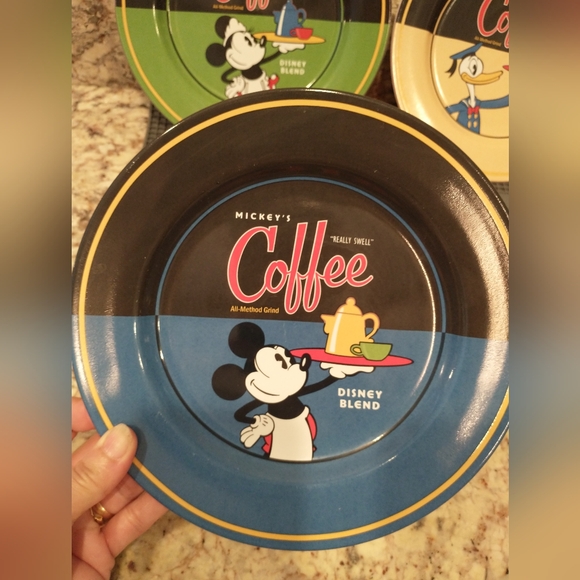 4 Mickey’s Coffee Disney Blend Really Swell Plates All-Method Grind Mouse Plates - Picture 7 of 15